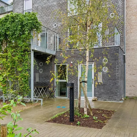 Vakantiehuis Modern Townhouse With Private Outdoor Area - 2br 4 Beds Kopenhagen