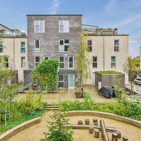Modern Townhouse With Private Outdoor Area - 2br 4 Beds * 哥本哈根