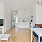 Nyaraló Modern Townhouse With Private Outdoor Area - 2br 4 Beds *