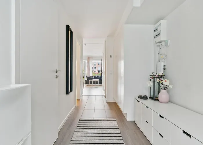 Hébergement de vacances Modern Townhouse With Private Outdoor Area - 2br 4 Beds