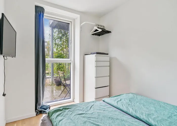 Modern Townhouse With Private Outdoor Area - 2br 4 Beds Hébergement de vacances Copenhague