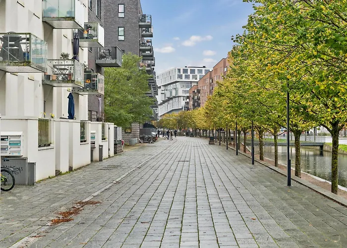 Modern Townhouse With Private Outdoor Area - 2br 4 Beds Copenhagen