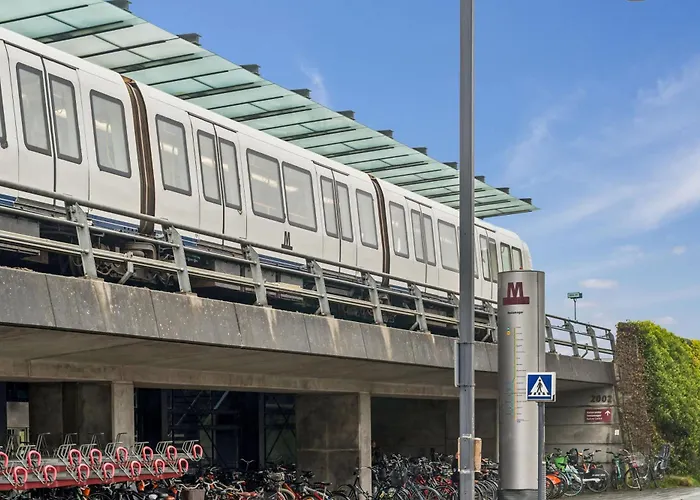 Modern Townhouse With Private Outdoor Area - 2br 4 Beds * Copenhagen